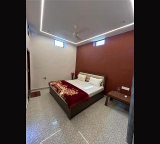 Rajeshwar Bhawan - 3
