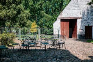 Le domaine du château blanc à 10 minutes de Pairi Daiza - 8