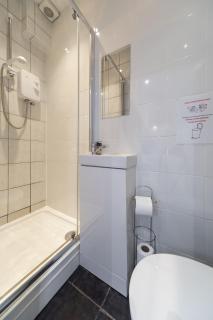 Spacious Studio Apartment in Shoreditch - London - 7