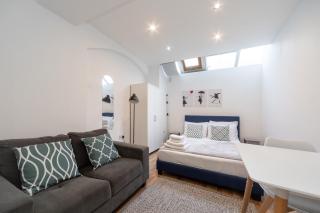 Spacious Studio Apartment in Shoreditch - London - 0
