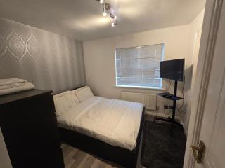 Odueva stay - Thamesmead - 4