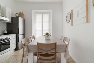 GuestHost - MM4 Tricolore Charming Apartment - 3