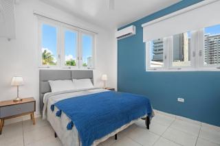Walking Distance To Beach Pool Pet Friendly - San Juan - 9