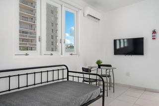 Walking Distance To Beach Pool Pet Friendly - San Juan - 5