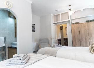 Guestz St Andrews Apartments - Lytham St Annes - 6