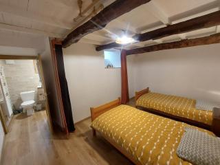 Au petit hameau Cabrespine - 4