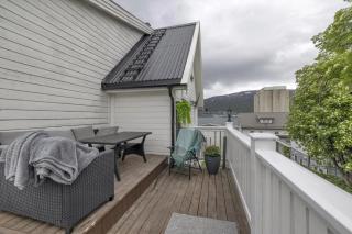 Aurora Horizon Apartments 2 Floors apartment with amazing view close to city centre, 2 bedrooms , 2 parking - Tromsø - 6