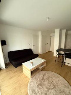 New 2 room apartment with garden & garage, Close to Parliament - 4