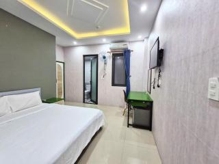 Hannah House - 3