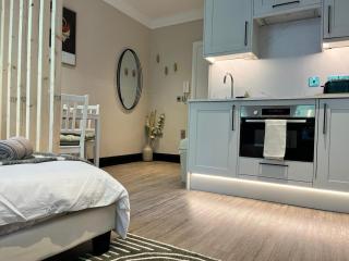 Royal Oakwood Studio 1 Bed Brighton Sleeps 2 - Brighton & Hove - 9