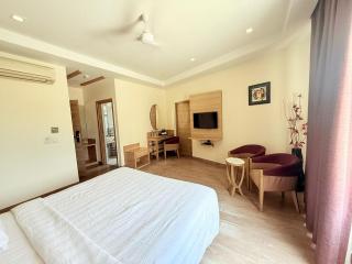 Hotel Madhvam Residency - 4