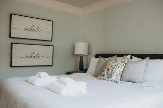 Style Meets Comfort In Beautiful Design - 1