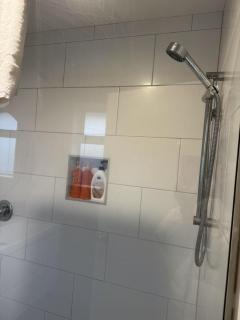 one master bedroom near airport - - 2