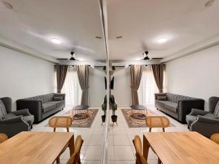 Hawraa Homestay 3BR Alanis Residence - Sepang - 5