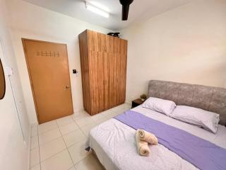 Hawraa Homestay 3BR Alanis Residence - Sepang - 2