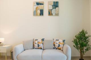 Binghatti Dusk Studio with Gym &Pool - 0