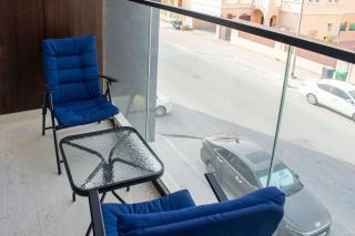 Binghatti Dusk Studio with Gym &Pool - 2