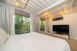 Contemporary Eden - Villa Jeladore, 5BR, Garden & Pool, near Laguna - 2