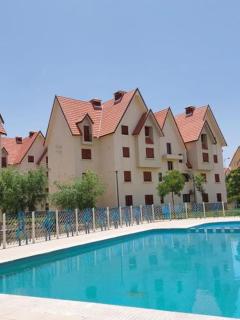 Avec piscine 0-6-1-7-6-1-3-8-7-3 - Ifrane - 0