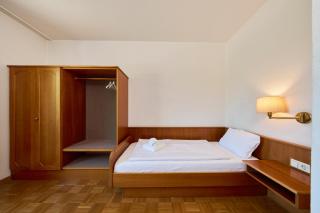 Monteurzimmer für bis zu 26 Personen in Straubing mit Gemeinschaftsküche NEU - Straubing - 4