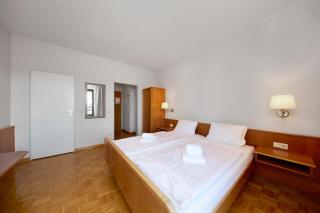 Donau Motel Straubing Low-Budget Volksfest WIEDERERÖFFNUNG - Straubing - 8