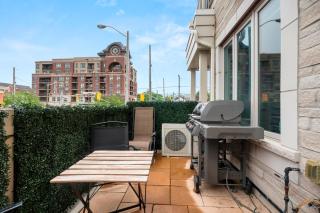Etobicoke Townhouse Minutes Away from Waterfront - Toronto - 9