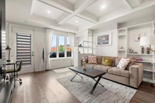 Etobicoke Townhouse Minutes Away from Waterfront - Toronto - 1