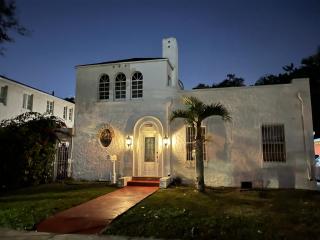 The Place - 6