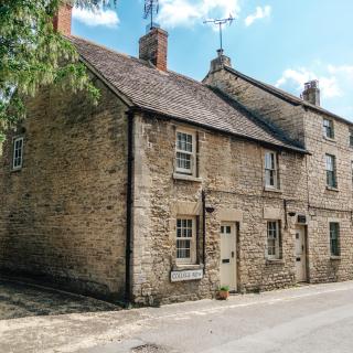 Delightful Cotswold Cottage for two, Log Burner, Garden & Dog Friendly - Northleach - 5