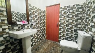 The Rock & Paddy Resort - 2