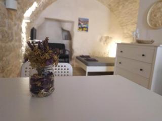 Sotto l'arco - Ostuni - 9