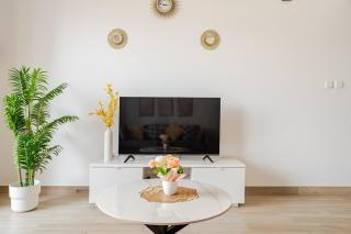 Sleek Stays - 1BR with balcony at Yas Island near Sea World,Etihad Arena - 5