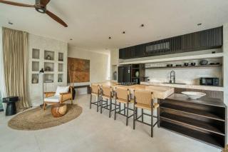 Casa Hugo2 3BR Luxury Oasis in Central Canggu - 9