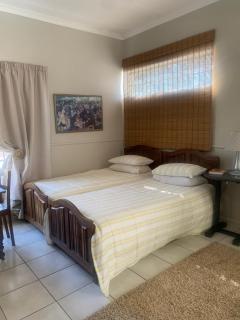 B and B at Bloem - 4