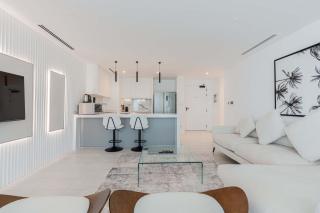 TRPS - La Vie, Jumeirah Beach Residences - 2BR Beachfront Residence - Furnished with Direct Private Beach Access - 3