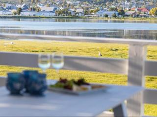 Thesen Tides House - 6