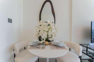 TRPS - Azizi Riviera 23, Al Meydan - Contemporary Studio in the Heart of Dubai - 2