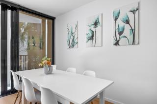 The Cotton Tree - Luxury 3BR Apt Pool Gym BBQ Free Prkg 1min to Beach - 1