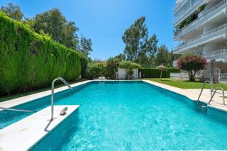 Luminoso loft con piscina en Puerto Banús - 0