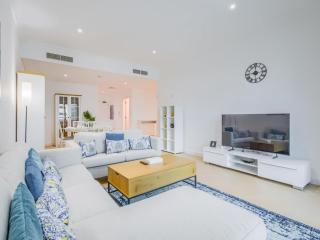 TRPS - Marina Heights Tower, Dubai Marina - 2BR Upgraded Apartment - with Stunning Marina Skyline - 7