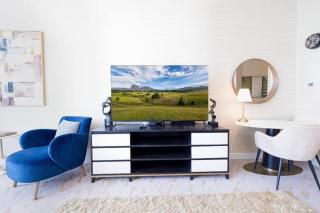 Scenic Studio at Palm Tower - 7