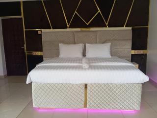 Jaspino Hotel - 2