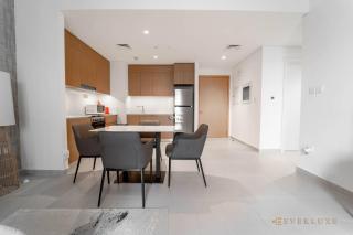 Resort-style Beach 1 Br Apt W Infinity Pool - Dubai - 1
