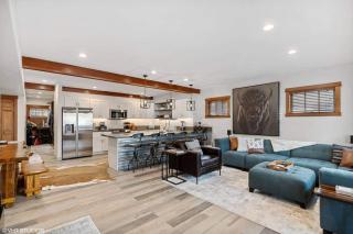 Best Location! Walkable30 Min To Gnp5 Min Lake - Whitefish - 9