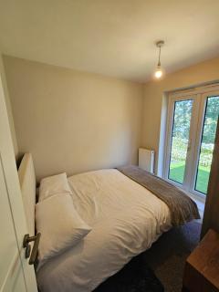 3 bedroom luxury house - Quiet & Central with free parking - 6