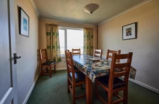 Bungalow with stunning views over Widemouth Bay - 6