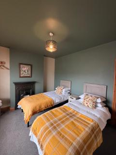 Druids Cottage - Great Wyrley - 2