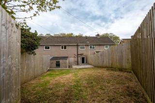 3-Bedroom home - TV in every room - Free parking - ideally located in Swansea - Sketty - 4