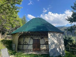 Traditional kyrgyz yurt - Karakol - 9