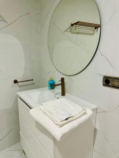 Spacious 3-bedroom family apartment in the historic center, Albaicín Bajo - Granada - 2